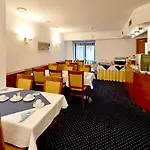 Hotell Coronet Prag