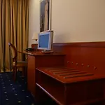 Coronet 4* Prag