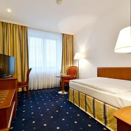 Coronet 4*