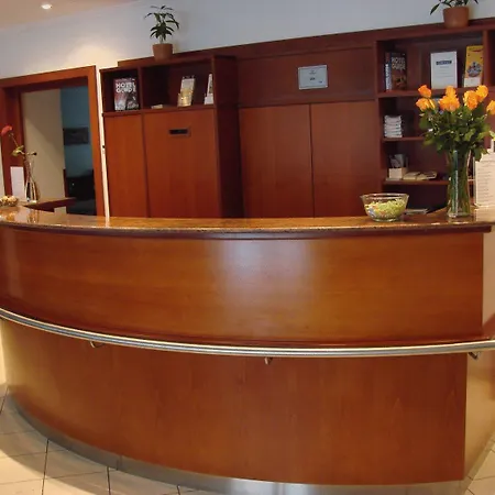 Hotel Coronet