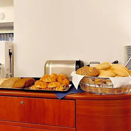 Hotel Coronet