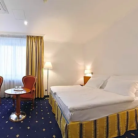 Coronet Hotel Praga